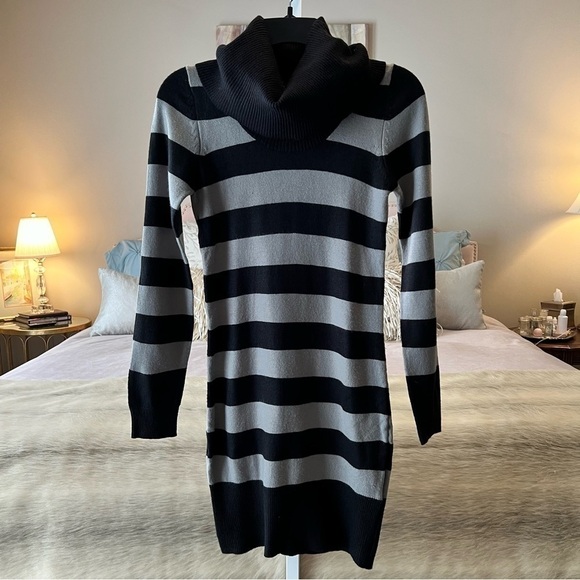 Planet Gold Dresses & Skirts - PLANET GOLD Black Gray S Striped Long Sleeve Turtleneck Sweater Dress Y2K Warm
